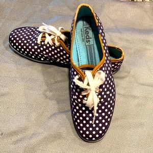 Keds. Super cute casual/comfy.